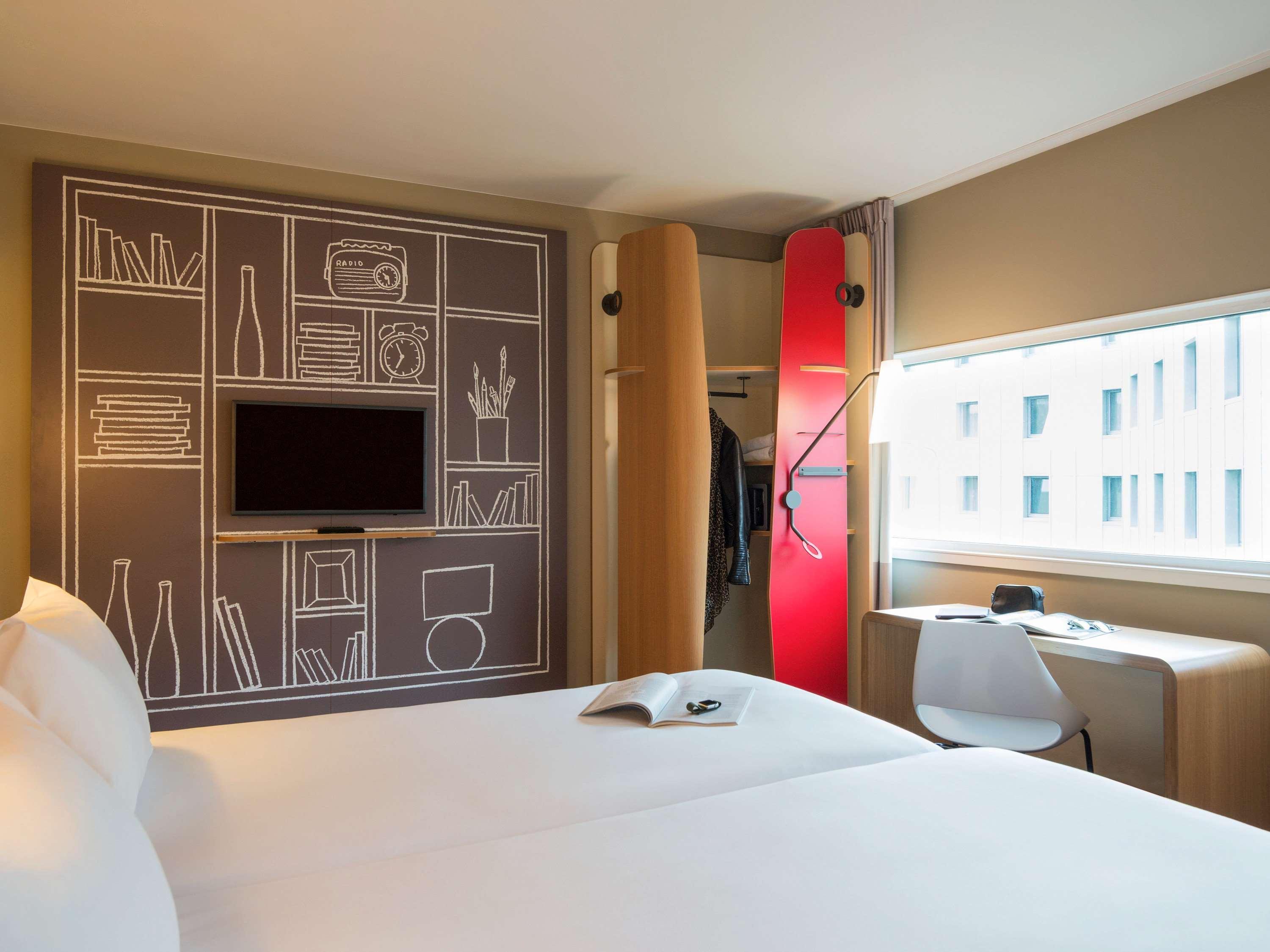 ไอบิส อัมสเตอร์ดัมแอร์พอร์ต Hotel บาดโฮเวอดอร์ป ภายนอก รูปภาพ