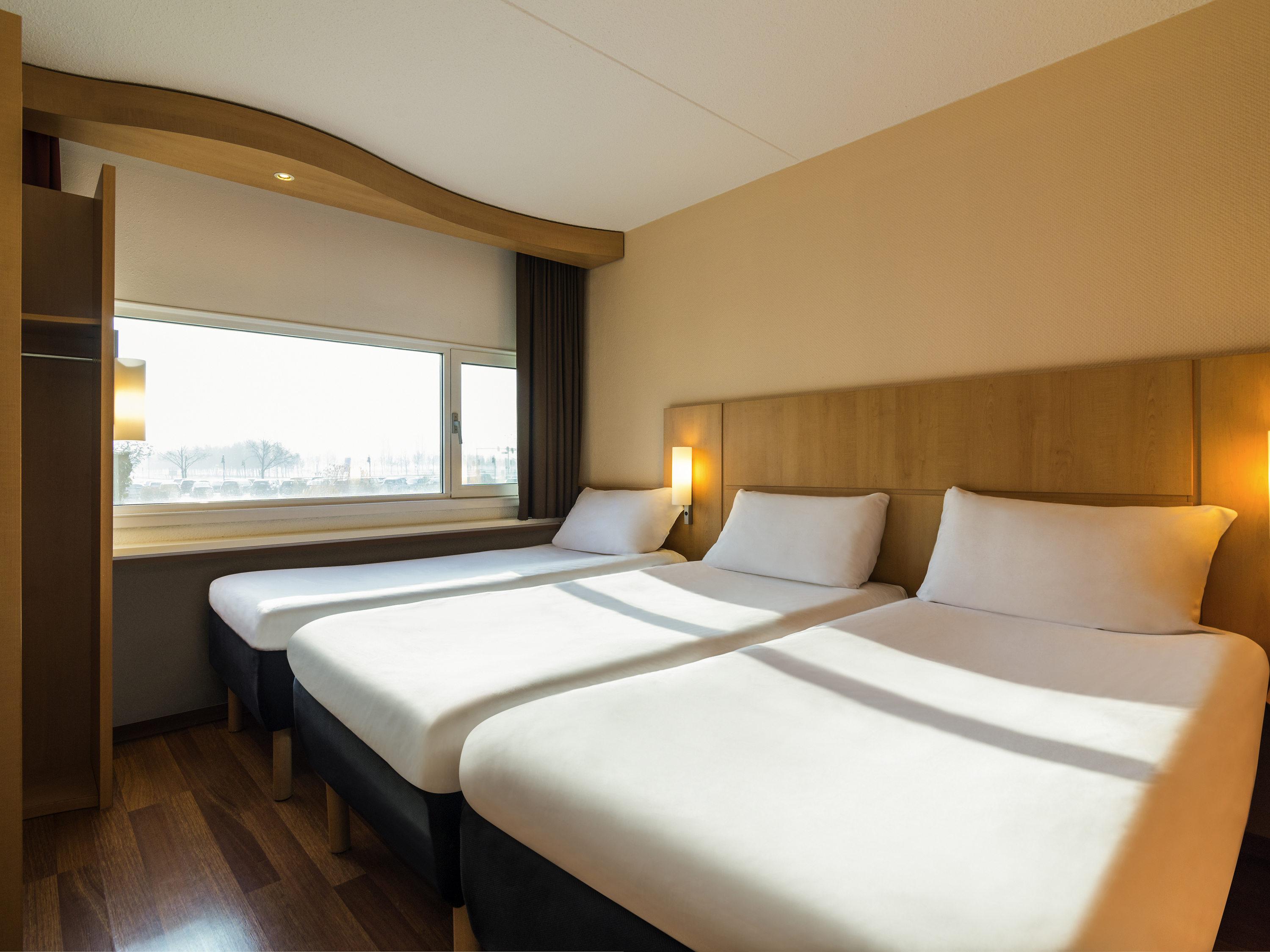 ไอบิส อัมสเตอร์ดัมแอร์พอร์ต Hotel บาดโฮเวอดอร์ป ภายนอก รูปภาพ