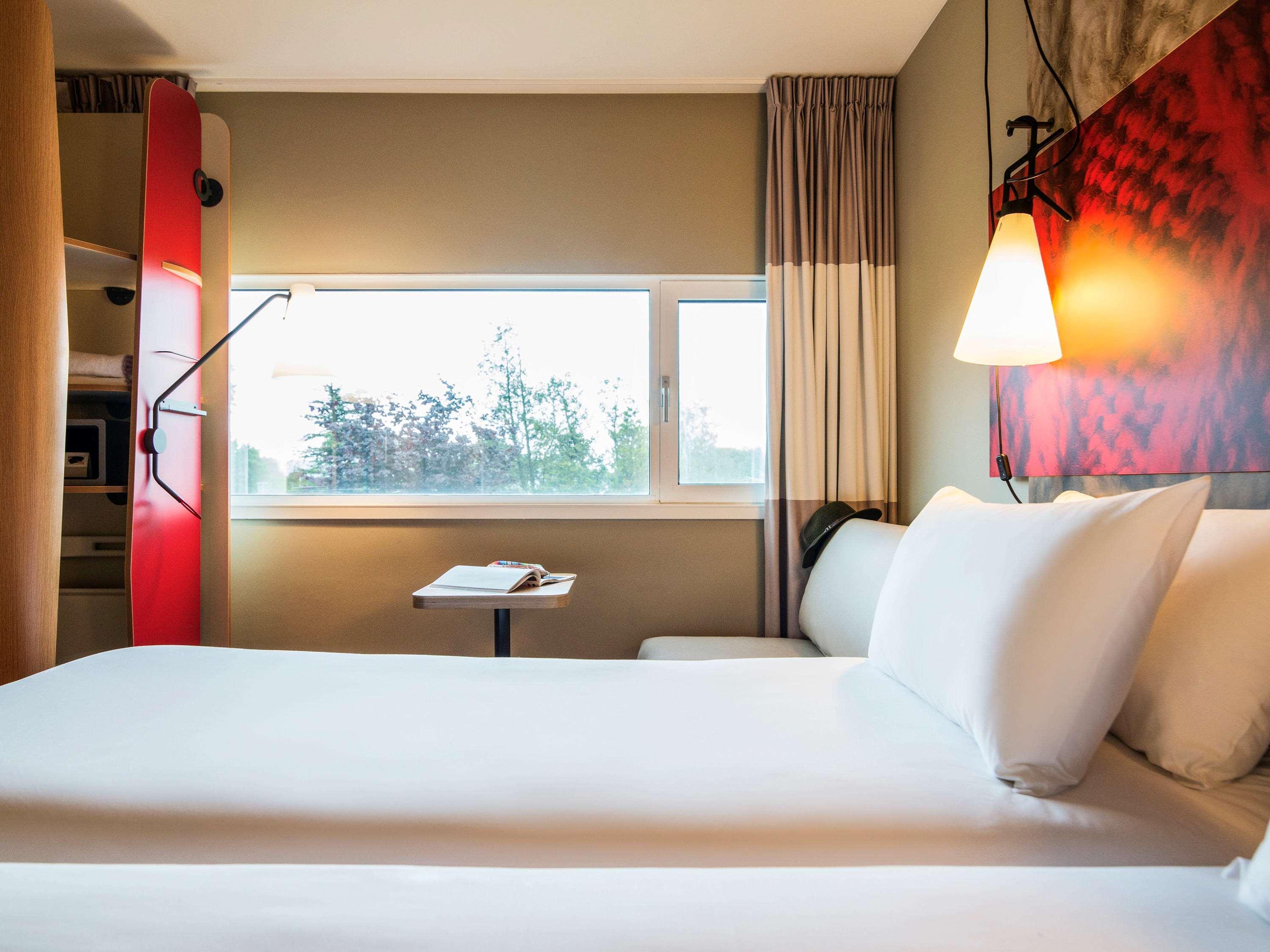 ไอบิส อัมสเตอร์ดัมแอร์พอร์ต Hotel บาดโฮเวอดอร์ป ภายนอก รูปภาพ